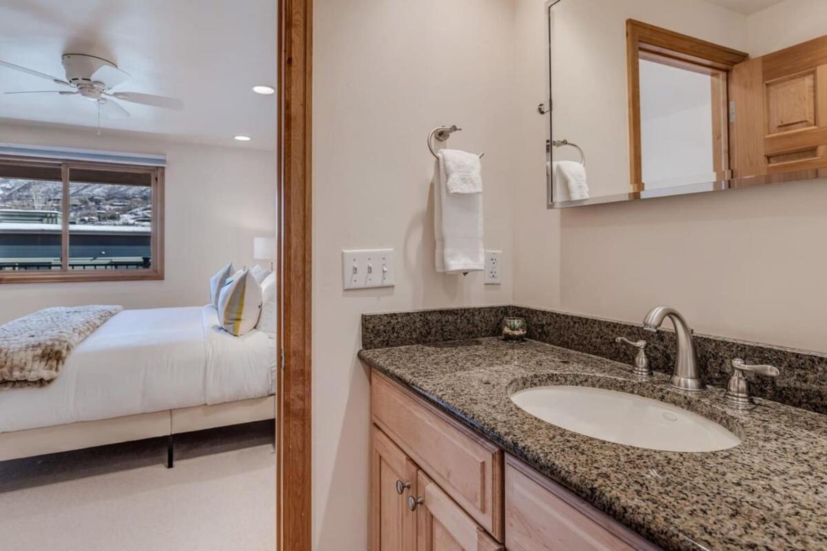 New Listing 2Br 2Ba Condo - Mountain Views 阿斯彭 外观 照片